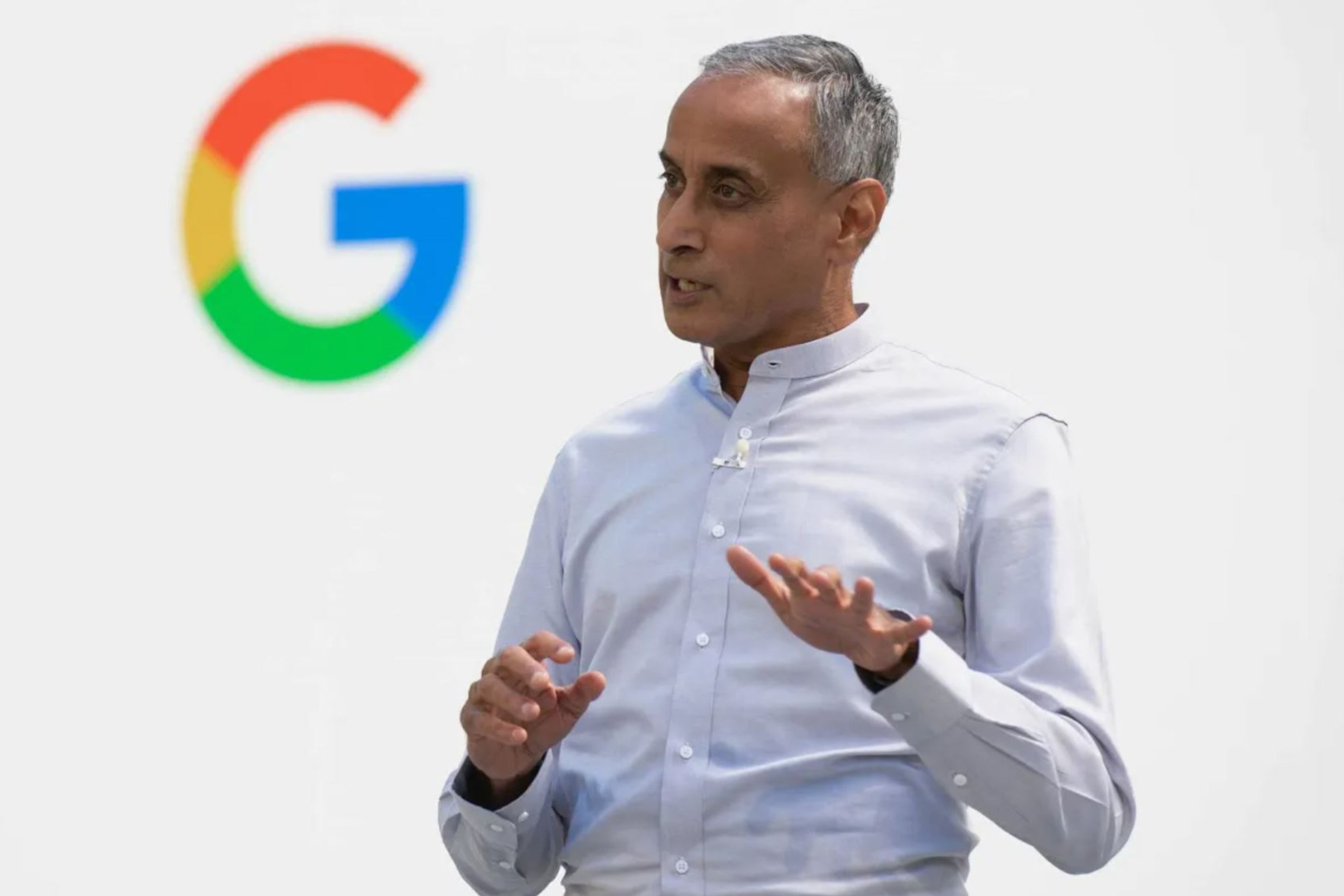 Az AI chatbotok fiktív válaszokat adhatnak – figyelmeztet a Google keresési főnöke