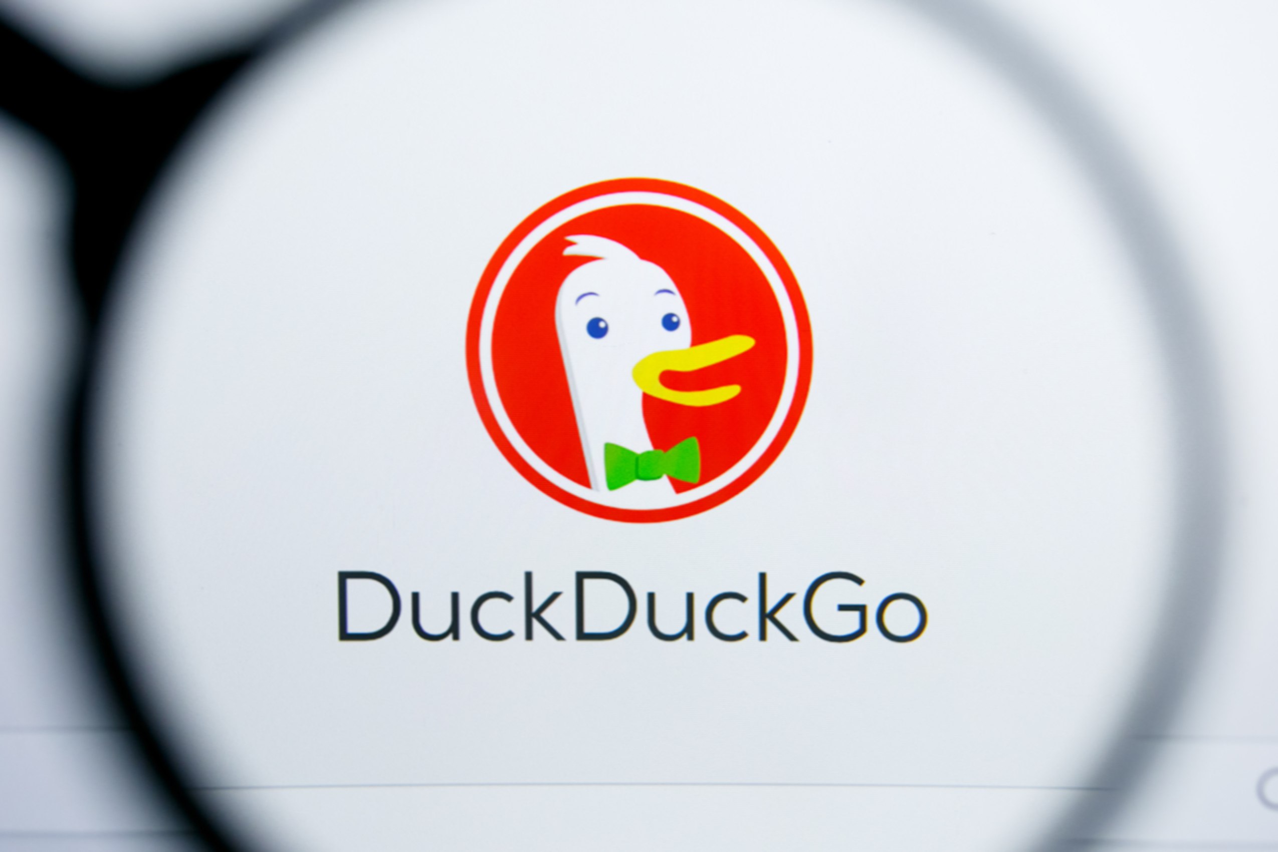 A DuckDuckGo javítja a keresési élményt a DuckAssist AI funkcióval