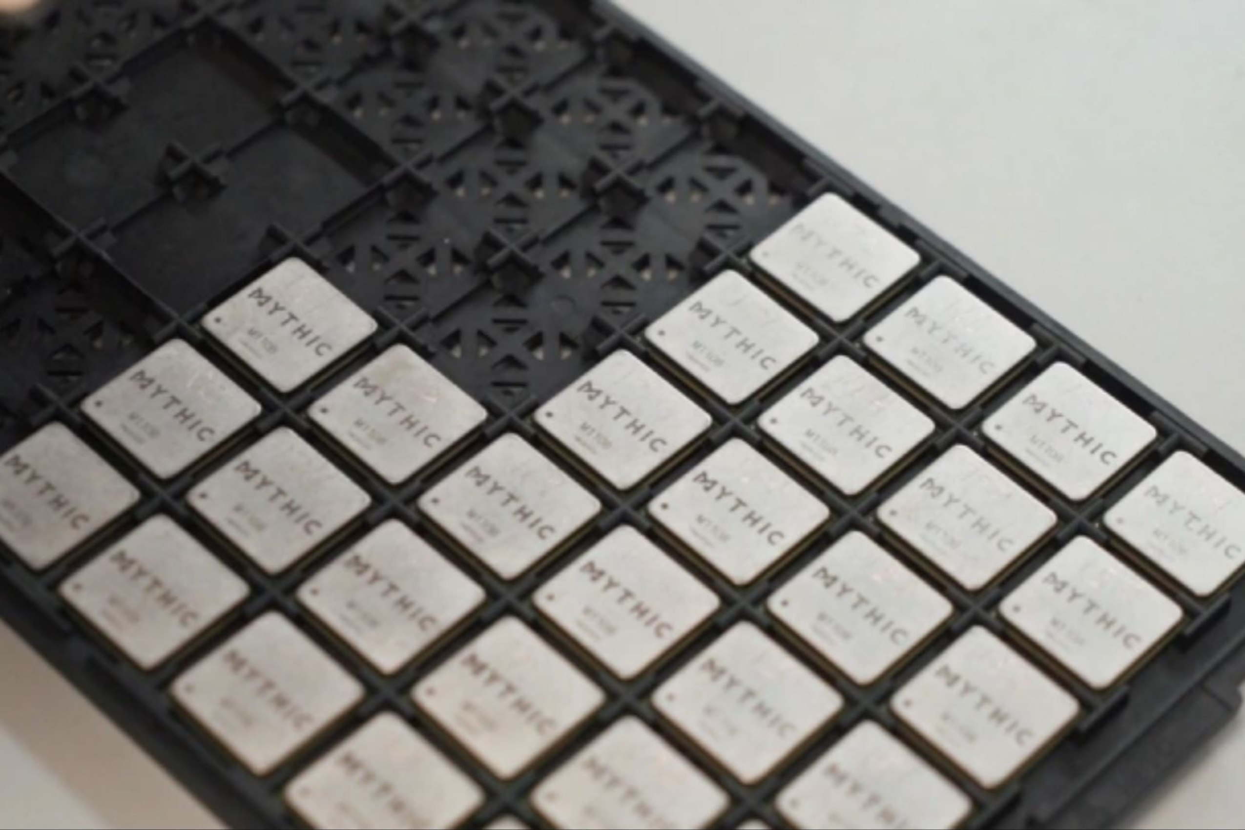 A Mythic 13 millió dollárt és új vezérigazgatót kap, hogy elindítsa AI processzorát