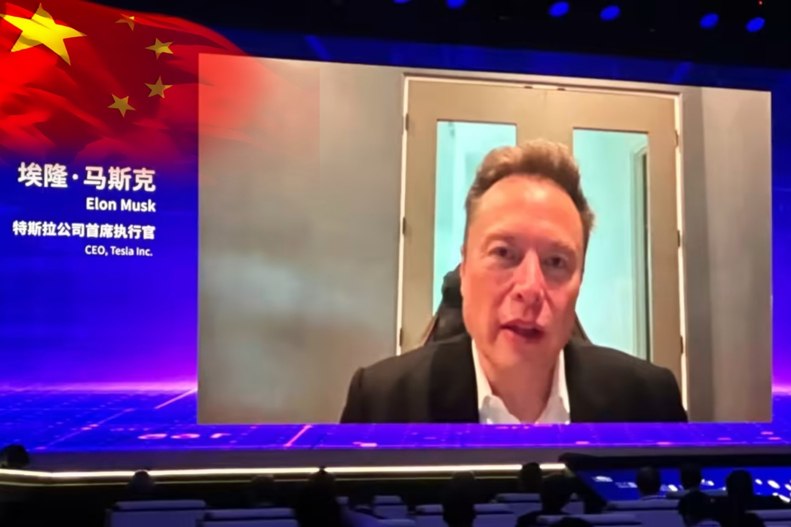 Elon Musk dicsérte Kína AI-fejlesztéseit, egy államilag támogatott sanghaji konferencián