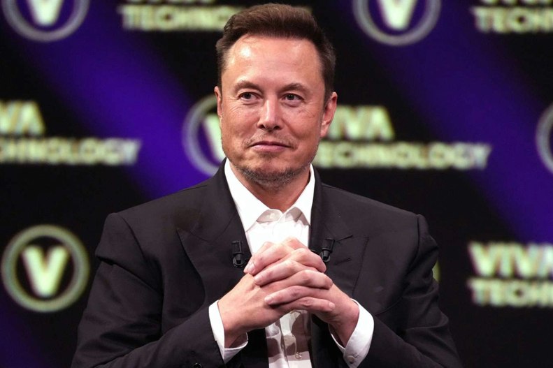 Elon Musk nagy tétekre épülő stratégiája az AI-technológiai versenyben